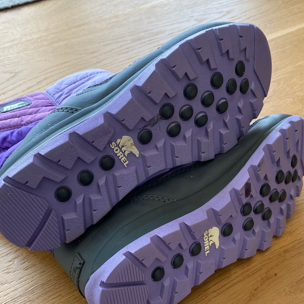 Sorel Lavender and Charcoal Winter Boots - Picture 4 of 5